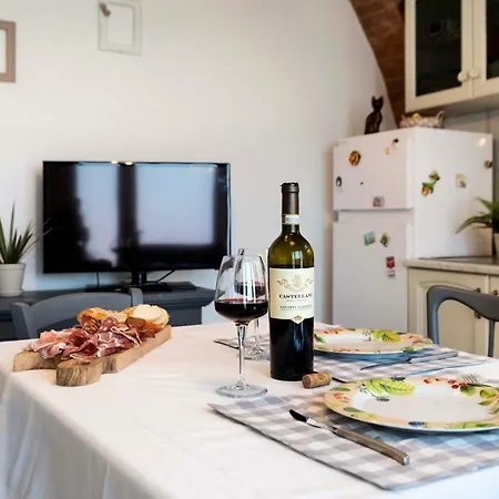 Tosca's House Apartment