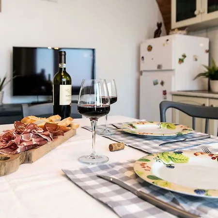 Apartment Tosca's House *