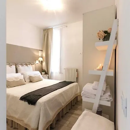 Tosca's House Apartament *